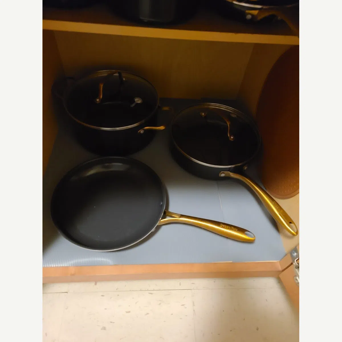 Beautiful set, works great