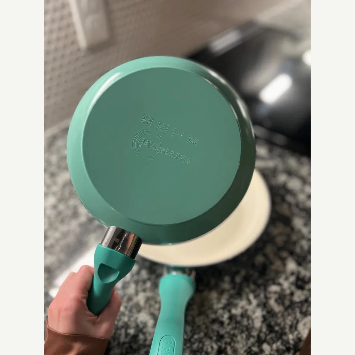 Solid pans