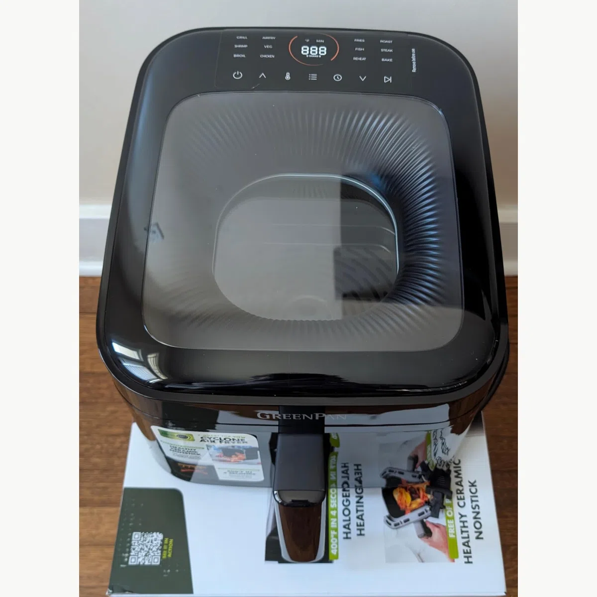 Solid air fryer