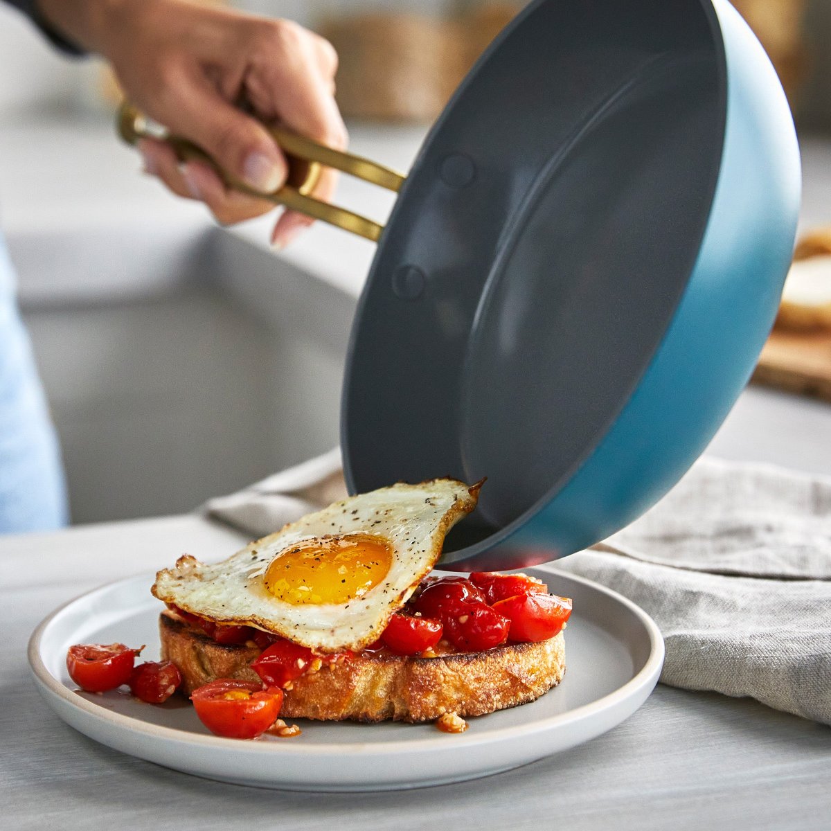Stanley Tucci™ Ceramic Nonstick 8" Frypan – Venetian Teal