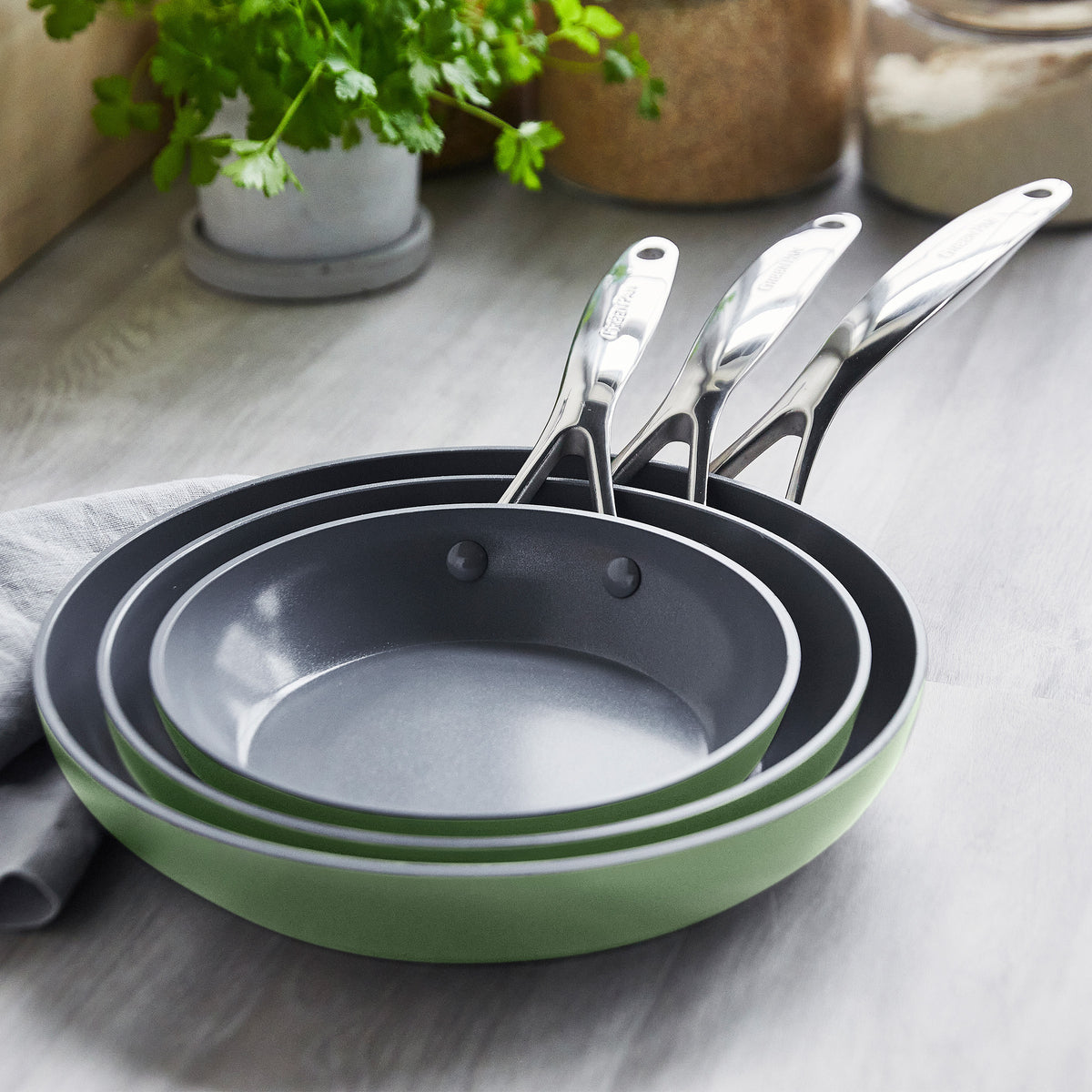 Valencia Pro Ceramic Nonstick Frypan Set (8", 9.5", 11") – Sage