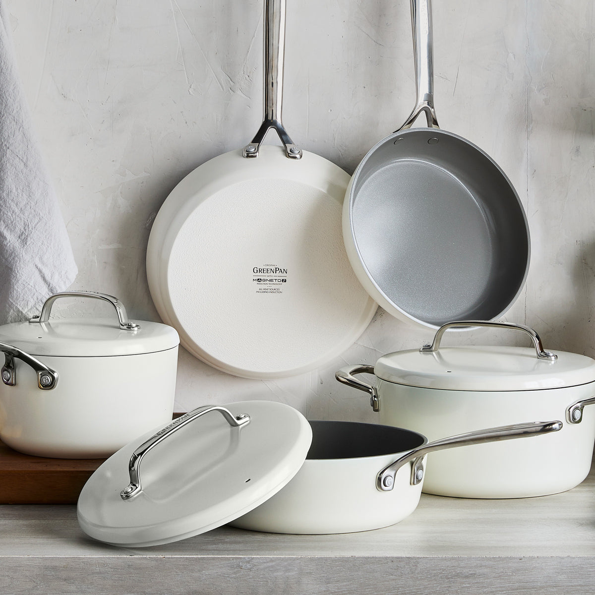 GreenPan GP5 Colors Ceramic Nonstick 11-Piece Cookware Set with Mirror Handles - Cloud Cream