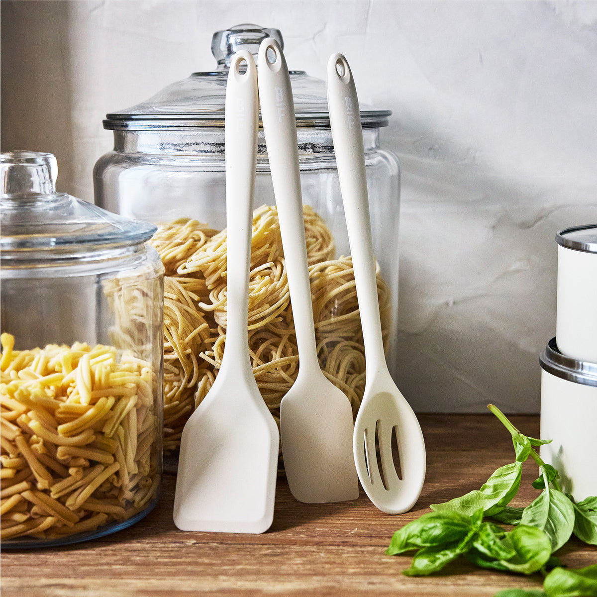 Bobby Flay by GreenPan Ultimate Cookware Set with Bobby at Home Cookbook – Cream