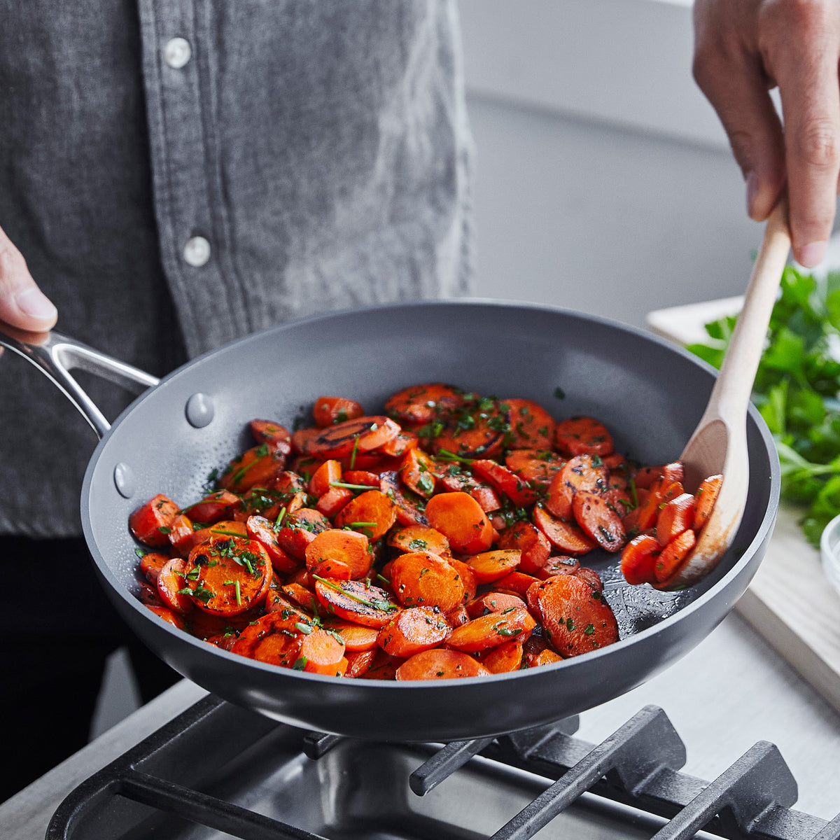 GreenPan Valencia Pro Ceramic Nonstick 8", 9.5", and 11" Frypan Set | Gray