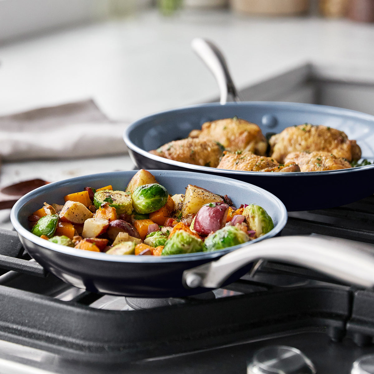 GreenPan Swift Ceramic Nonstick 17-Piece Cookware Set