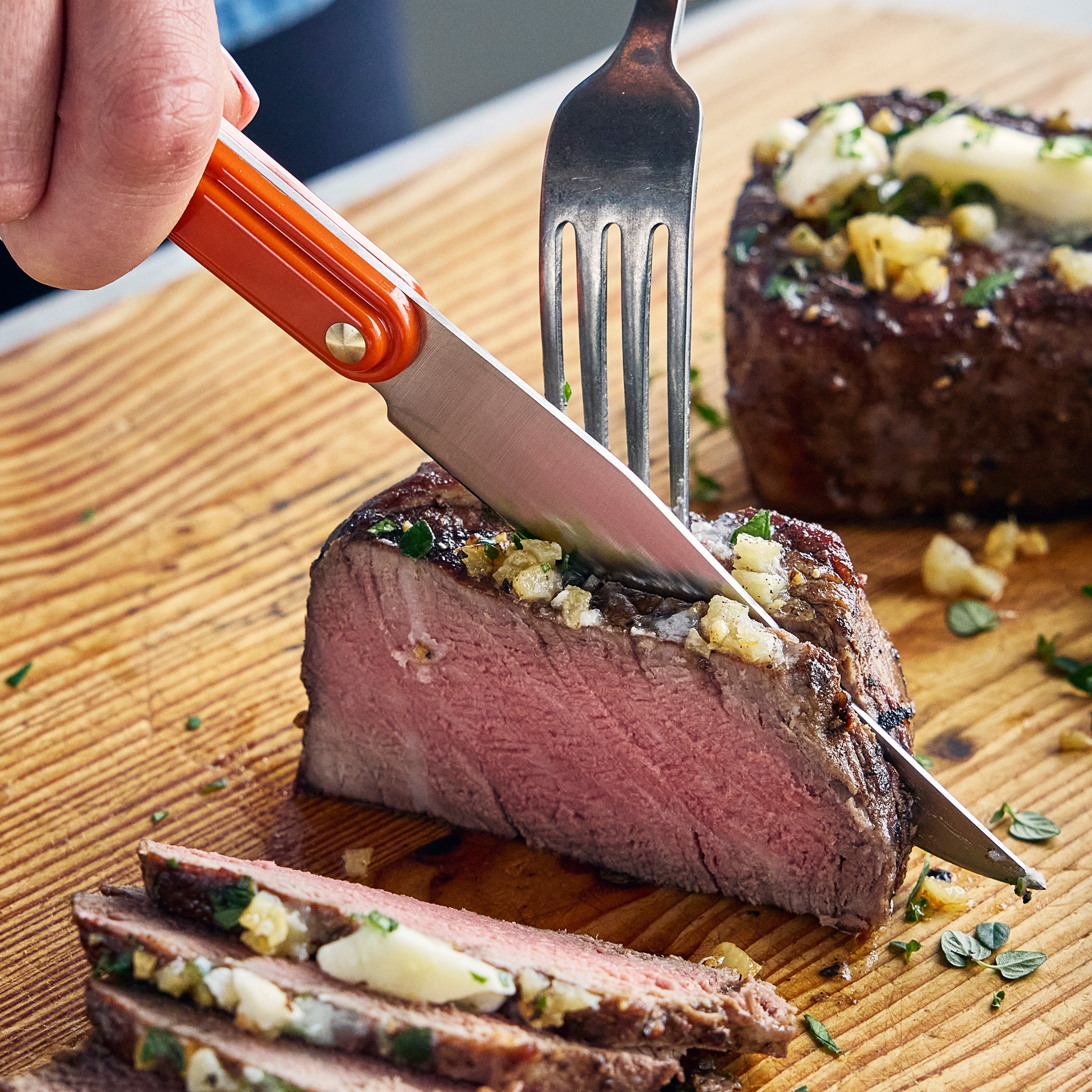 Stanley Tucci 6-Piece Steak Knife Set with Wood Tray – Multicolor