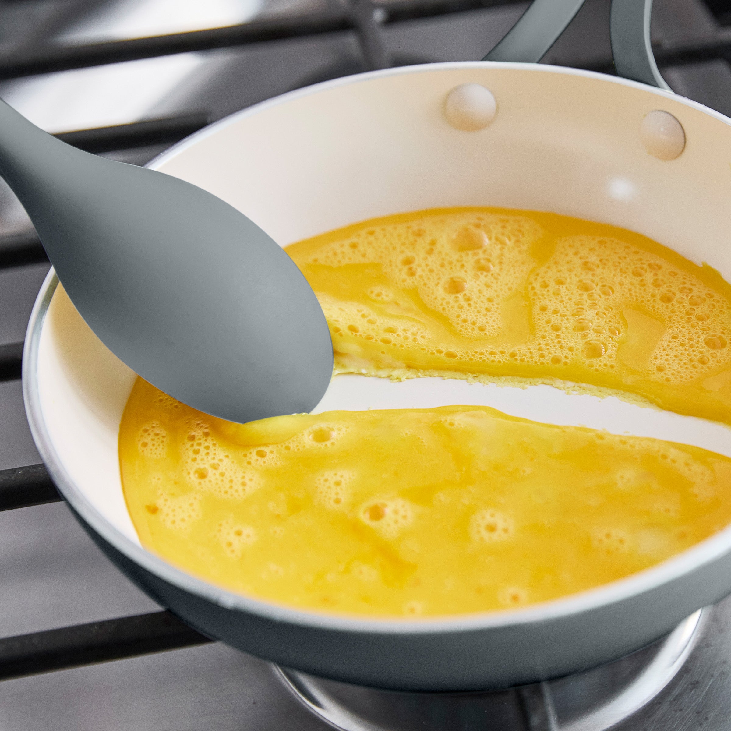GreenPan Nova Gallery Ceramic Nonstick 8-Inch and 10-Inch Frypan Set — Gray