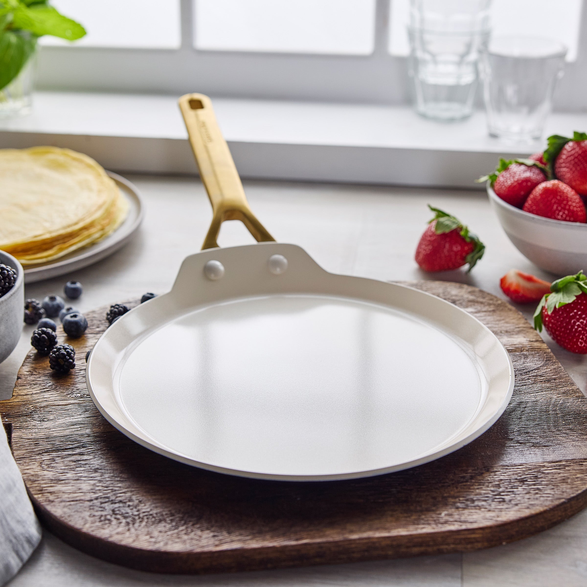 GreenPan Reserve Pro Ceramic Nonstick 10" Crepe Pan, Moss
