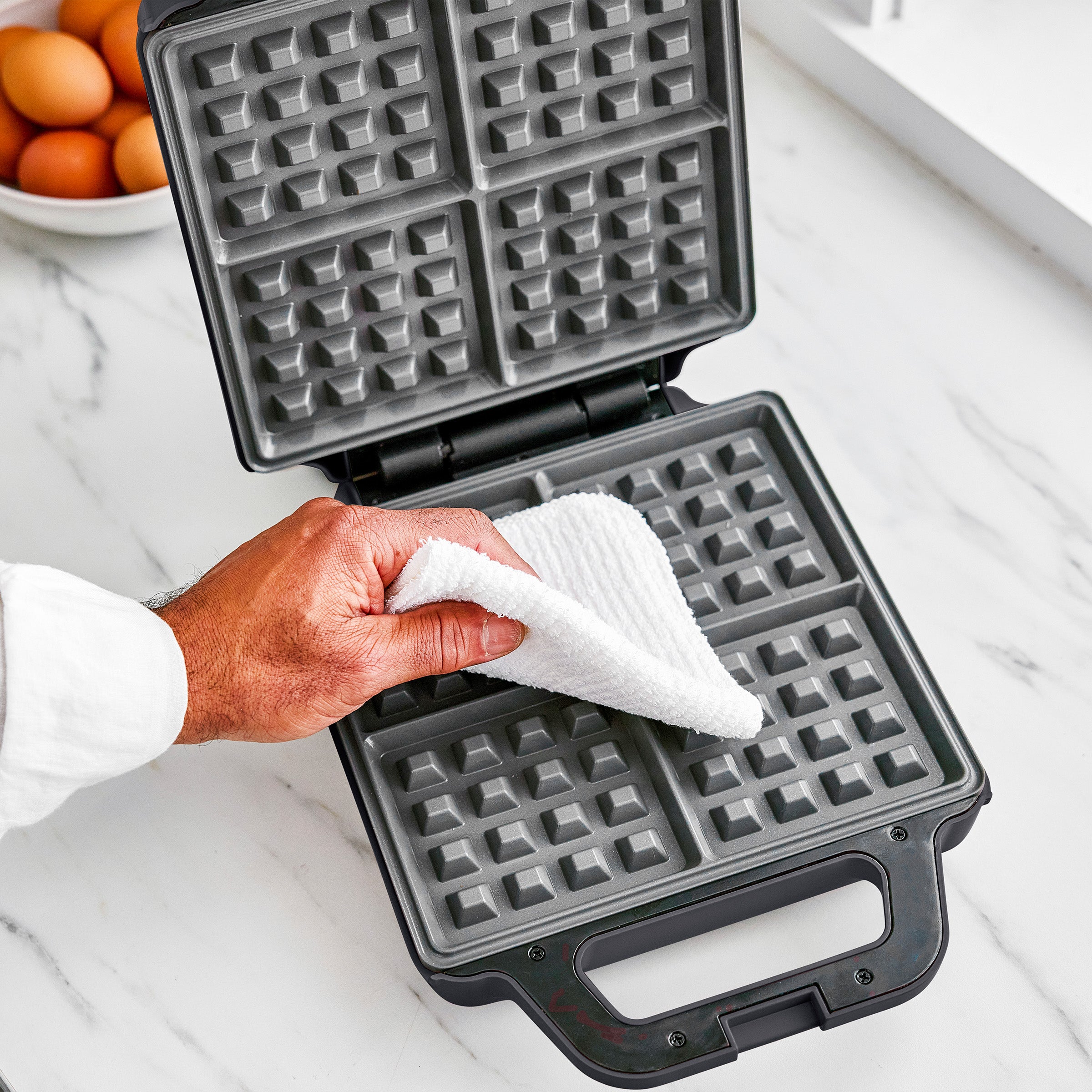 GreenPan Advanced 4-Square Waffle Maker, Graphite